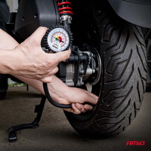 Ciśnieniomierz analogowy manometr z wężem 30cm 12 bar AMIO-04468