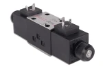 Rozdzielacz suwakowy NG6 DHE-0711-X-110/50/60 AC